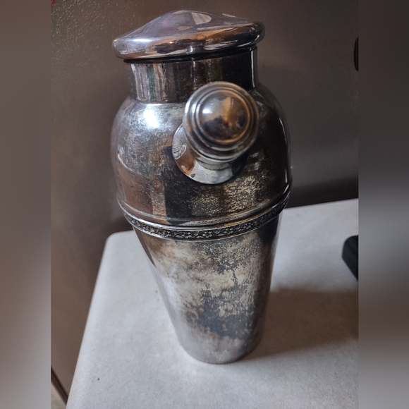 Antique Forbes Silver Co Carolina Rose Cocktail Shaker - Picture 1 of 6
